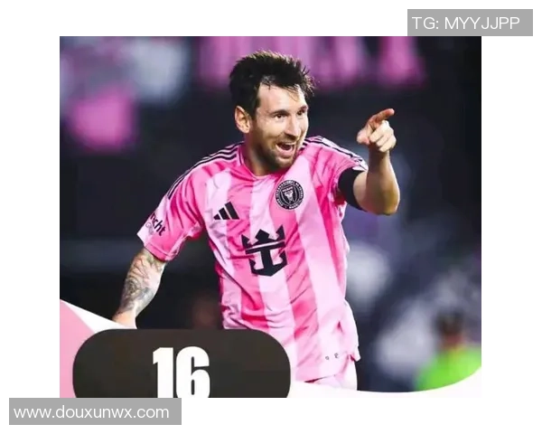 崇尚拼搏精神与团队合作的足球明星们展现了无与伦比的魅力与才华 崇尚拼搏精神与团队合作的足球明星们展现了无与伦比的魅力与才华