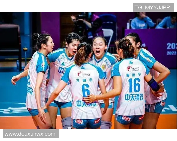 南京排球队在总决赛积分榜中以64分稳居第一名展现强劲实力