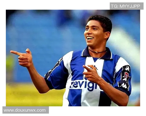 四十岁巴西足球明星重返赛场展现传奇风采与不屈精神 四十岁巴西足球明星重返赛场展现传奇风采与不屈精神